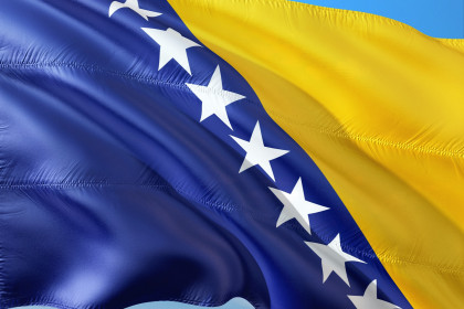 Bosna in Hercegovina, zastava (photo: Pixabay)