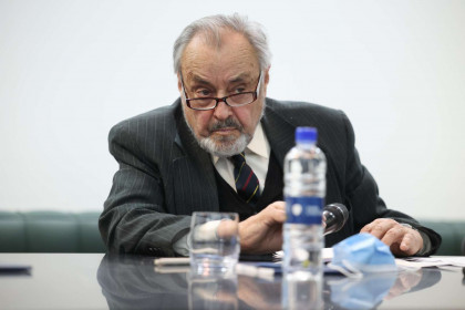 dr. Ernest Petrič (photo: STA)