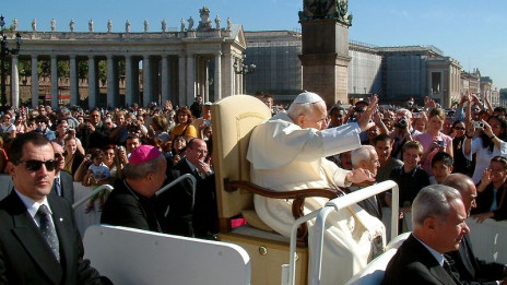 Papež Janez Pavel II. (photo: Wikipedia)