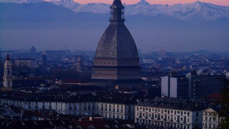 Središče mesta Torino s stavbo Mole Antonelliana (photo: Wikipedia)