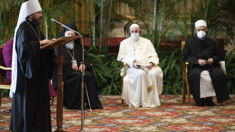 Papež s predstavniki verstev (photo: Divisione Produzione Fotografica)