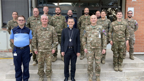 Srečanje škofa Sajeta z vojaškim in policijskim vikariatom (photo: Škofija Novo mesto)