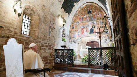 Papež Frančišek v Assisiju (photo: Radio vatikan)