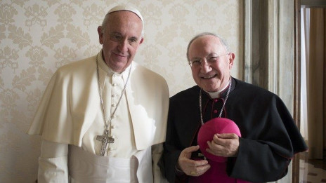 Nadškof Aldo Cavalli s papežem Frančiškom (photo: Vatican News)