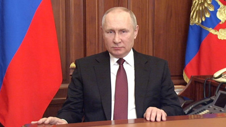 Ruski predsednik Vladimir Putin ko je 24. 2. 2022 v televizijskem nagovoru napovedal 