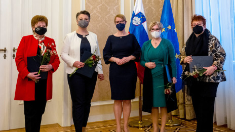 Ministrica Jaklitsch in parlamentarke Köleš Kiss, Voglauer, Antolič Vupora in Rojc (photo: Tamino Petelinsek/STA)