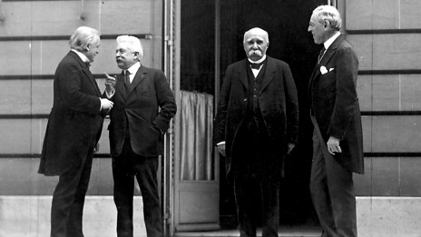 Veliki štirje na pariški mirovni konferenci leta 1919: Lloyd George, Vittorio Orlando, Clemenceau in Woodrow Wilson.  (photo: Edward N. Jackson (US Army Signal Corps), Public domain, via Wikimedia Commons)