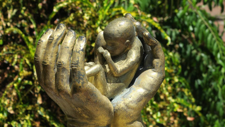 Zaščita otroka v maternici (photo: Pixabay)