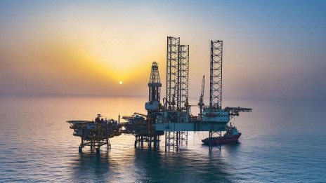 Naftna ploščad v Bohajskem morju. (photo: CNOOC, Xinhua, STA)