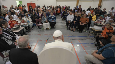 Papež med Inuiti (photo: Vatican Media)