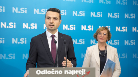 Predsednik NSi Matej Tonin in Mojca Sojer (photo: NSi)