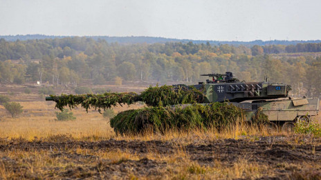Nemški bojni tank leopard 2. (photo: dpa/STA)