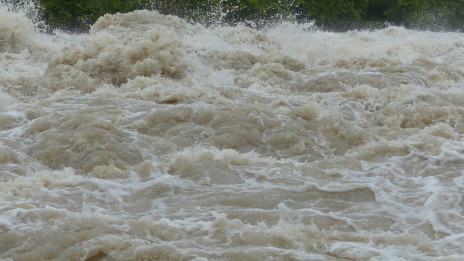 Narasle vode bodo poplavljale. Simbolična fotografija. (photo: Hans / Pixabay)