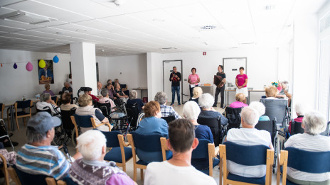 V Domu starejših občanov v Vrtojbi (photo: Rok Mihevc)
