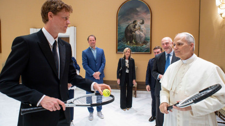 Leon XIV. in Jannik Sinner (photo: Vatican Media)