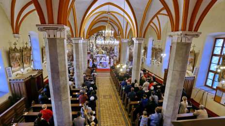 Notranjost cerkve Leskovca pri Krškem (photo: Radio Vatikan)