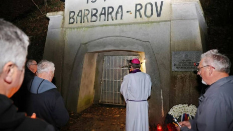Molitev za pokojne  (photo: Vir: Škofija Celje)