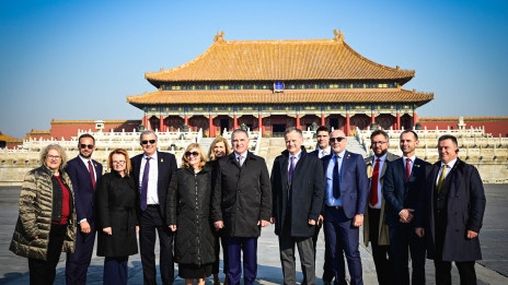 Številna gospodarska delegacija na Kitajskem (photo: Vir: FB Državni svet )