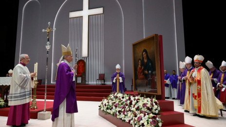 Papež med sveto mašo v Carigradu (photo: Simone Risoluti/Vatican Media)