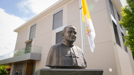Papež Janez Pavel II. - Nunciatura v Ljubljani (photo: Bor Slana/STA)