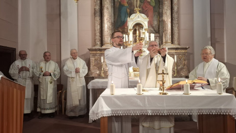 Mašo je daroval nadškof Stanislav Zore (photo: Marjana Debevec)
