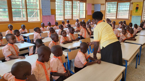 Otroci pri pouku v šoli svete Klare (photo: Vir: FB Urša Marinčič)