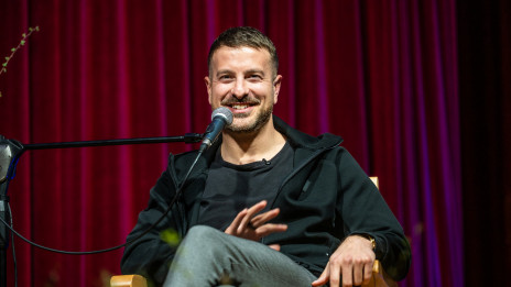 Ustvarjalec podkasta Aidea, podjetnik in pisatelj Klemen Selakovič (photo: Rok Mihevc)