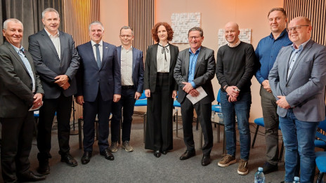 Soočenje na Radiu Ognjišče (photo: ARO)