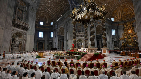 Krizmena maša v vatikanski baziliki (photo: Vatican News)