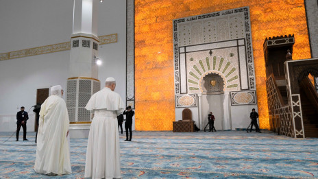 Papež v Veliki mošeji v Alžiru (photo: Vatican Media)