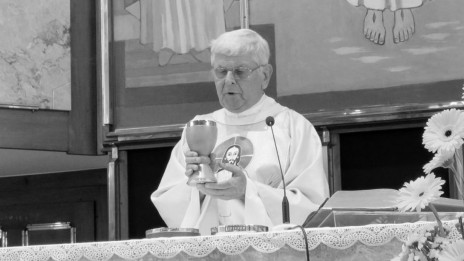 Duhovnik Jožko Pirc (photo: Mazgon Mirko)