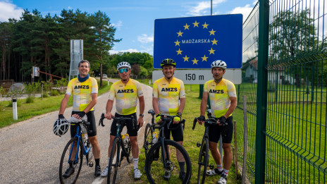 Romarji upanja na meji z Madžarsko (photo: Rok Mihevc)