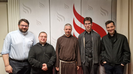 Novomašniki 2026: p. Janez Gorenc, Timotej Fijavž Vivod, br. Dominik Papež, Luka Anžič, Gregor Anton Capuder (photo: Mark Gazvoda)