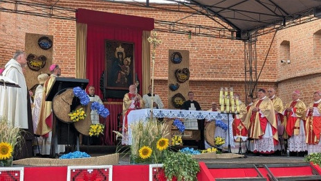 Nadškof Gallagher med slovesnostjo (photo: Vatican media)