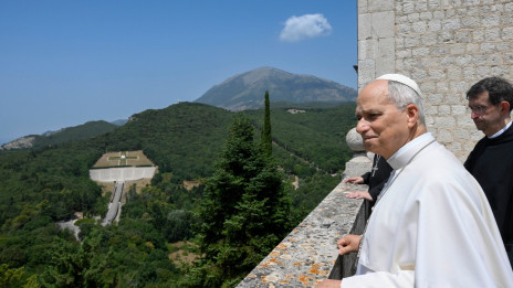 Papež v opatiji Montecassino (photo: Vatican Media)