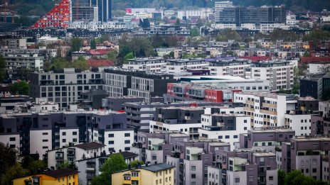 Stanovanjske nepremičnine (photo: STA)