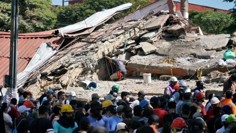 Posledice potresa v Kolumbiji, ki jo je prizadel potres z magnitudo 7,4 (photo: Xinhua/STA)