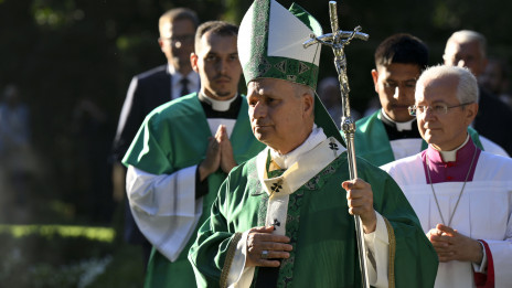 Papež Leon v središču Laudatosi v Castel Gandolfu (photo: Elisabetta Trevisan)