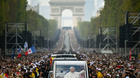 Sveta maša papeža Leona XVI. Parizu (photo: Matteo PernaselciVatican Media)