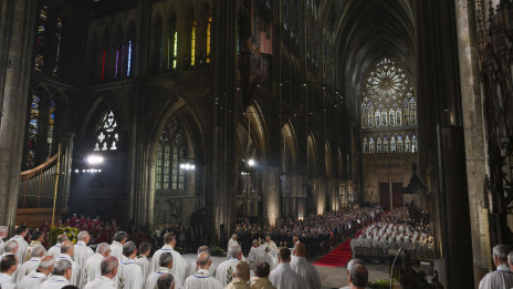 Maša v Metzu (photo: Simone Risoluti, Vatican Media)