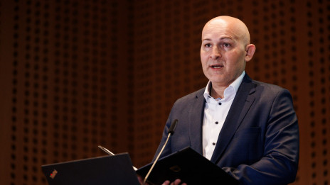 Minister za izobraževanje, znanost in mladino Borut Rončević (photo: STA/Tine Eržen)