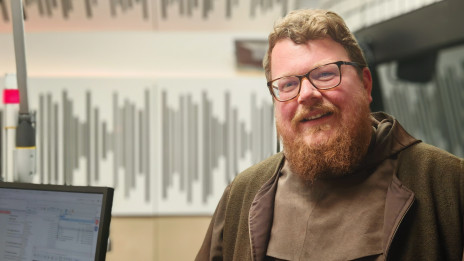 Br. dr. Jan Dominik Bogataj: Bog svojo ljubezen deli vsem in pri tem ni selektiven. (photo: Mirjam Judež)