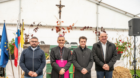 Dejan Horvat, škof Andrej Saje, Matija Golob, Martin Mavsar (photo: Rok Mihevc)