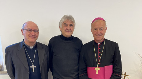 Nadškof Redaelli, župnik Markežič, škof Jamnik (photo: osebni arhiv škofa Antona Jamnika)