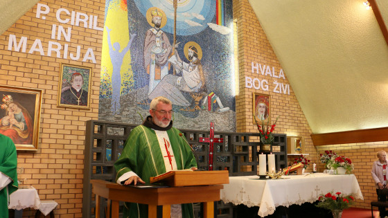 Zahvala za osemnajstletno služenje v Melbournu (photo: Florjan Auser, Stičišče avstralskih Slovencev)