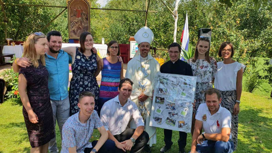Sprejem nadškofa Mitja Leskovarja v domači župniji (photo: Mirjam Sitar)