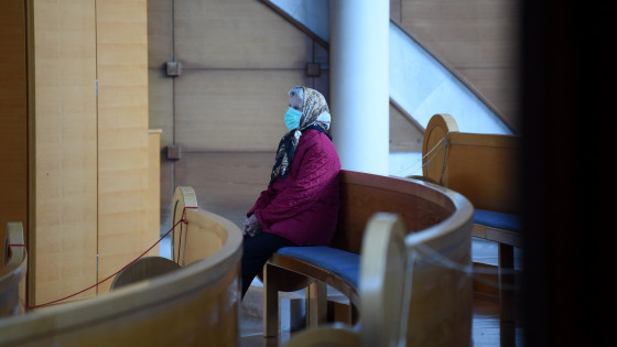 Vernica v cerkvi (photo: Rok Mihevc)