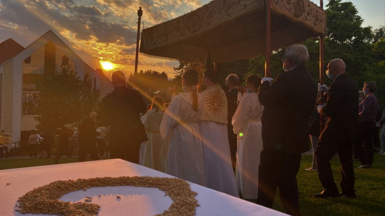 Telovska procesija v Velenju (photo: Župnija Velenje sv. Martin)