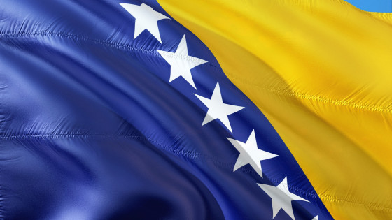 Bosna in Hercegovina, zastava (photo: Pixabay)