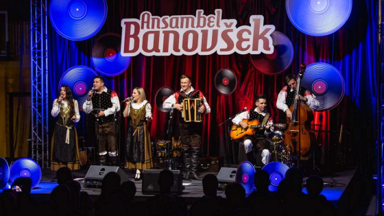 Ansambel Banovšek na odru (photo: Luka Korošec)